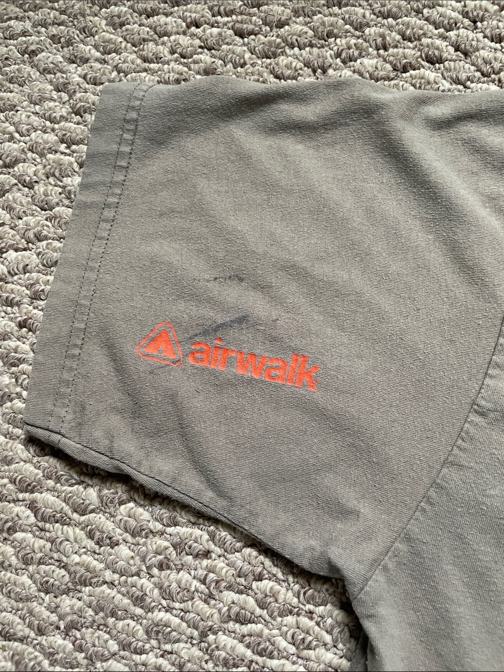 Vintage Airwalk Skateboarding t shirt - Picture 4 of 6